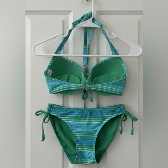NWOT- Striped Bikini Set – Size Small - Picture 3 of 3